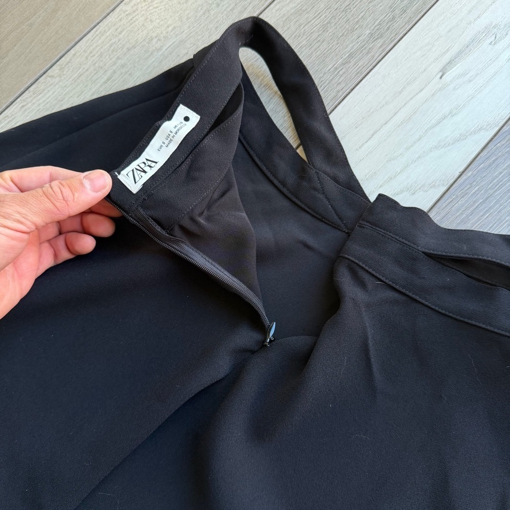 Zara black mini skirt with cut outs - Picture 7 of 8